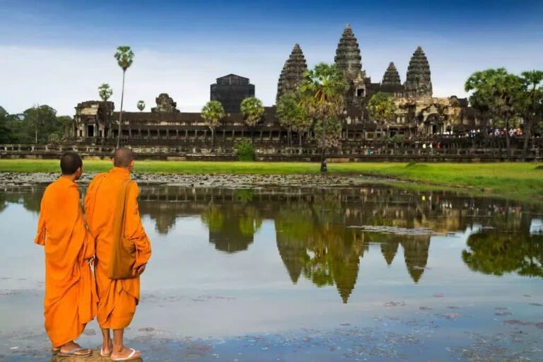 4 Day Angkor Wat & Phnom Kulen Tour